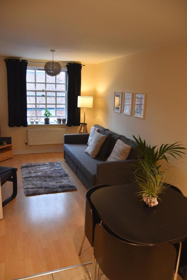 Scandinavian City Centre Apartment วุร์สเตอร์ ภายนอก รูปภาพ