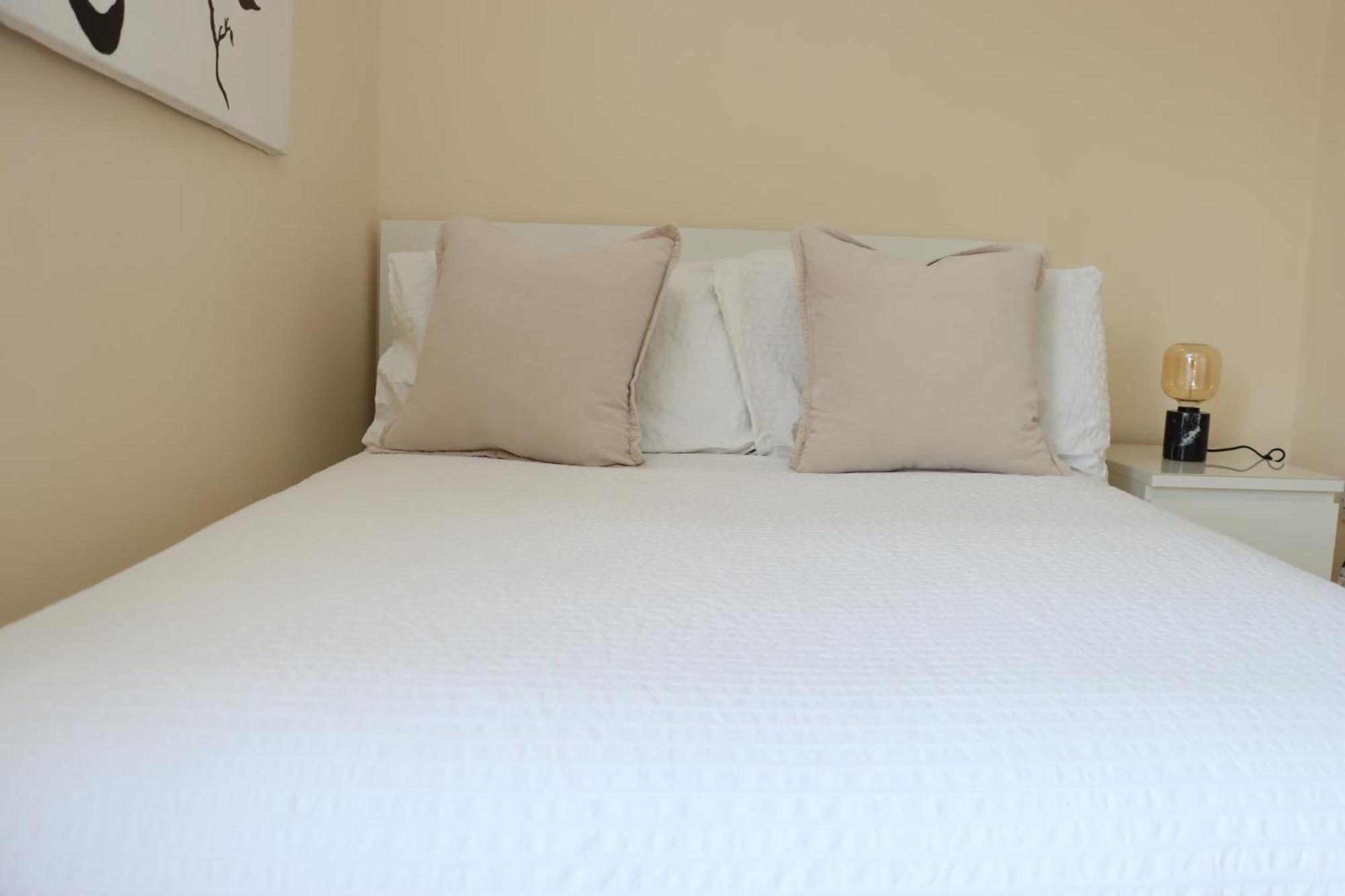 Scandinavian City Centre Apartment วุร์สเตอร์ ภายนอก รูปภาพ